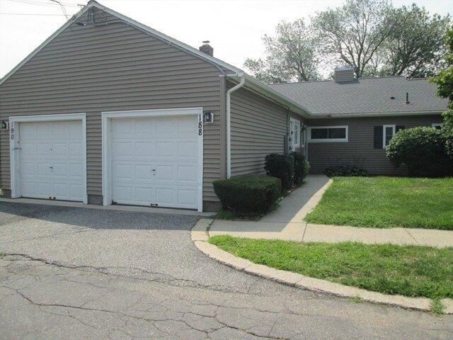 Condo for sale in Hampden, Massachusetts