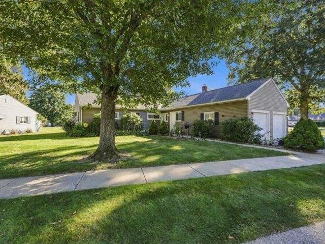 Condo for sale in Chicopee, Hampden County