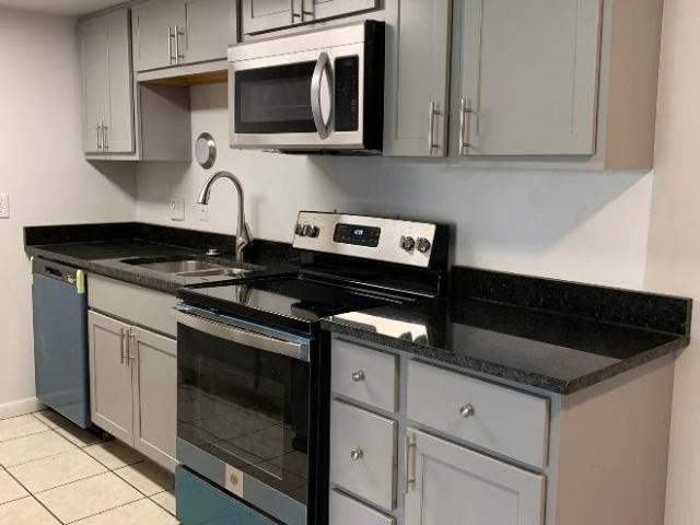 Condo for rent in The Vinings, Cincinnati