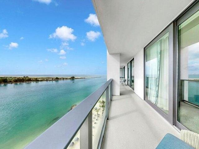 Condo for sale in Clearwater, Florida