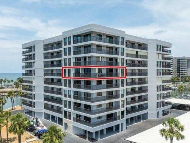 Condo for sale in Clearwater, Florida