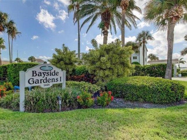 Condo for sale in Clearwater, Florida