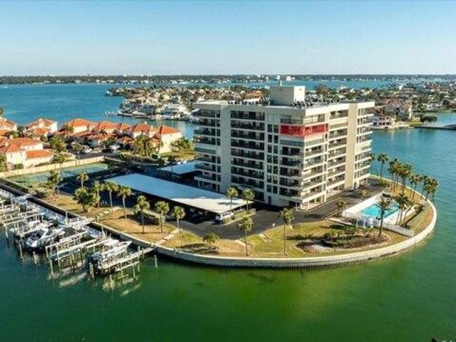 Condo for sale in Clearwater, Florida