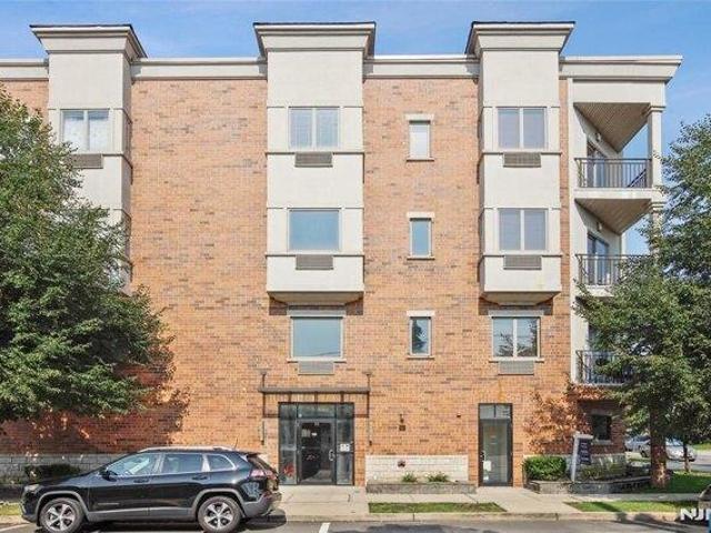 Condo for sale in Cliffside Park, Bergen County