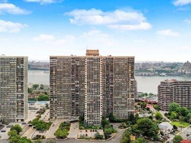 Condo for sale in Cliffside Park