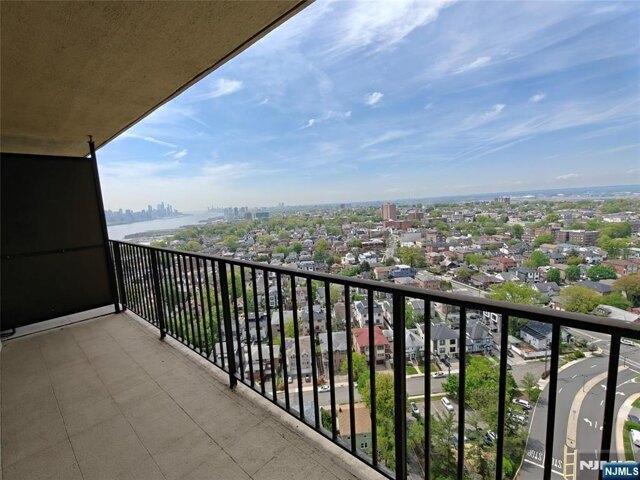Condo for sale in Cliffside Park