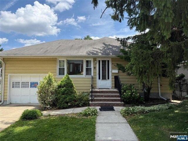 House for sale in Passaic, New Jersey