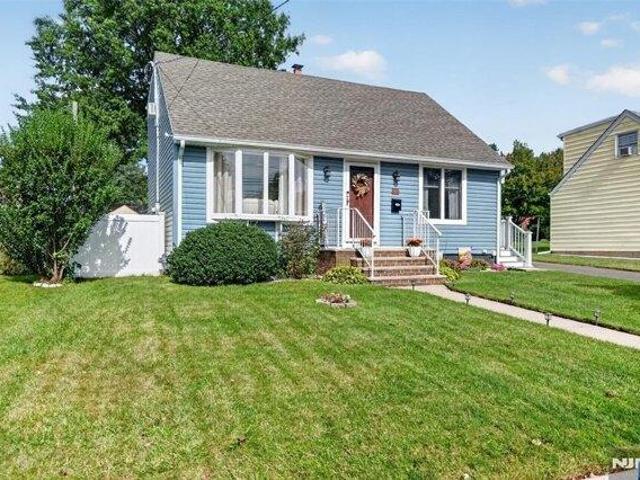 House for sale in Richfield, Clifton