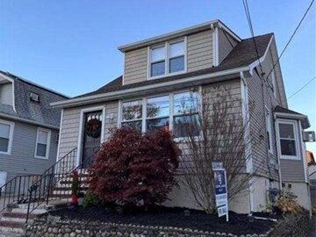 House for sale in Passaic, New Jersey