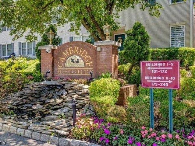 Condo for sale in Passaic, New Jersey