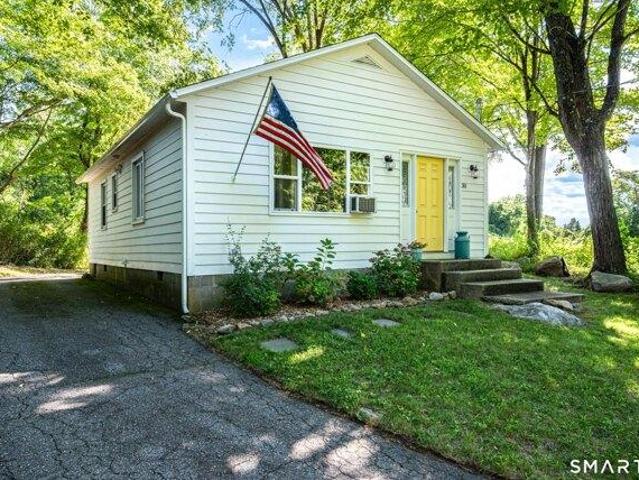 House for sale in Clinton, Connecticut