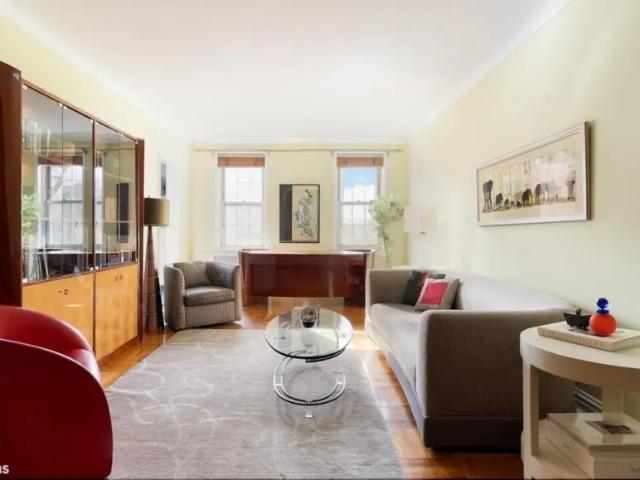 Apartment for sale in Arverne, New York