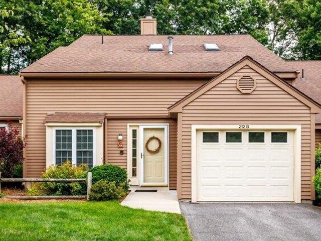 Condo for sale in Clinton, Massachusetts