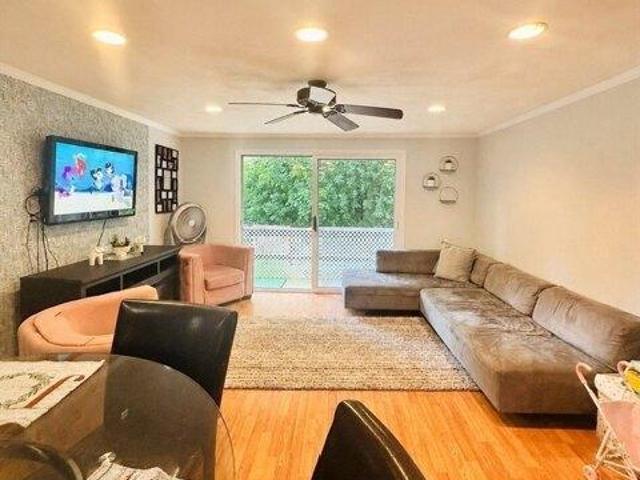 Condo for sale in Clinton, Massachusetts