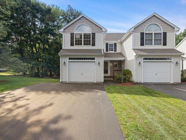 Condo for sale in Clinton, Massachusetts