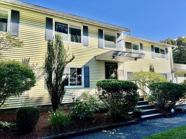 Condo for sale in Clinton, Massachusetts