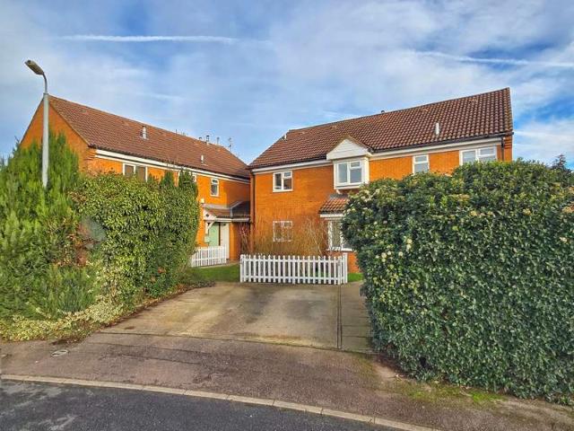 House for sale in Ampthill, Bedfordshire