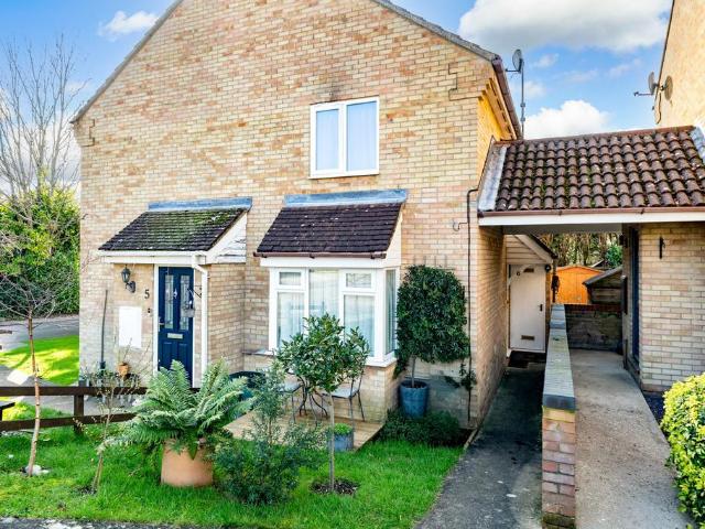 House for sale in Pouchen End, Hertfordshire