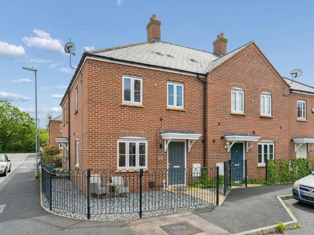 House for sale in Shefford, Bedfordshire