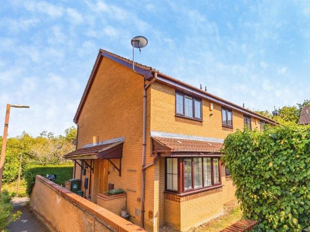 House for sale in Monkston Park, Milton Keynes