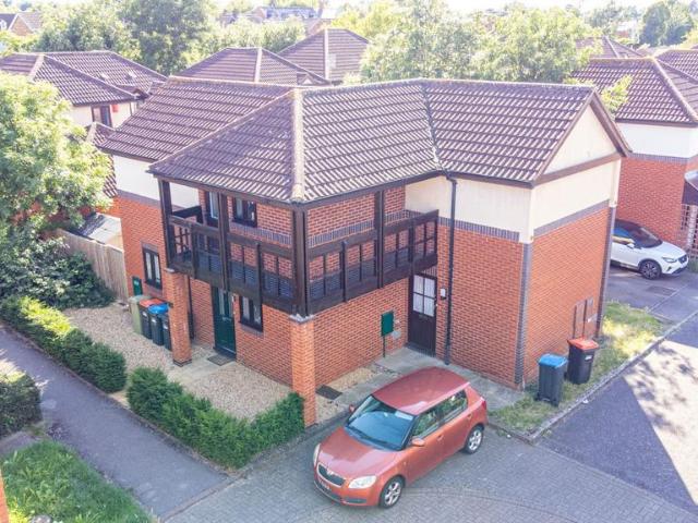 House for sale in Loughton, Milton Keynes