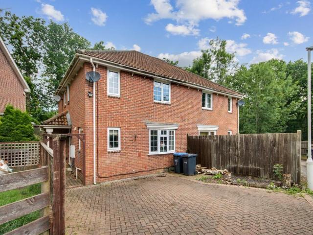 House for sale in Ashplats, Perryfields