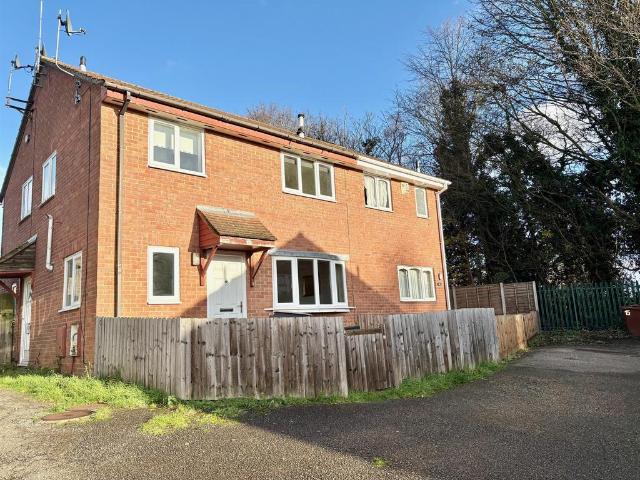 House for sale in Overstone Lodge, Northampton