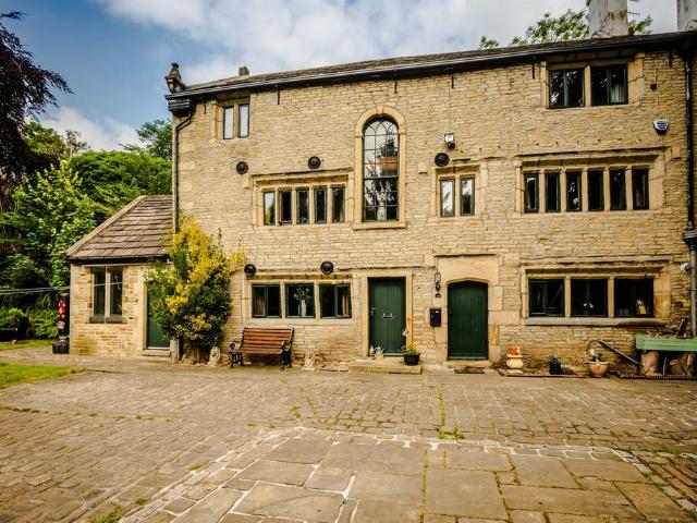 House for sale in Exley, West Yorkshire