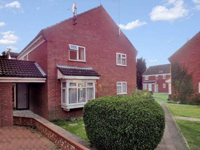 House for rent in Spring Park, Luton