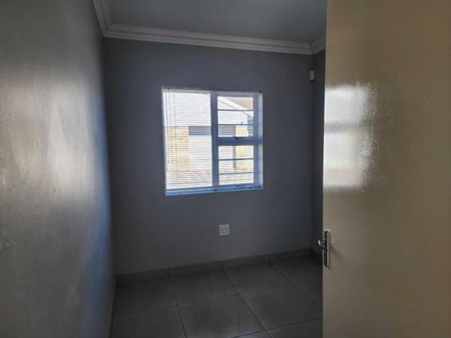 Townhouse for sale in Nelson Mandela Bay Ward 18, Nelson Mandela Bay Metropolitan Municipality