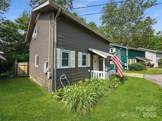 House for sale in Clyde