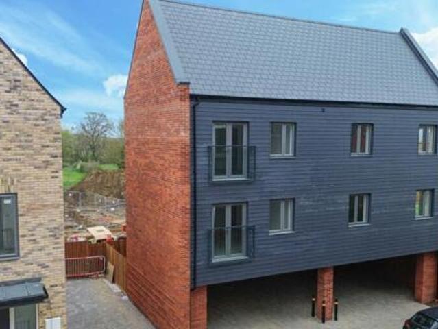 House for rent in Lyons, Greater London