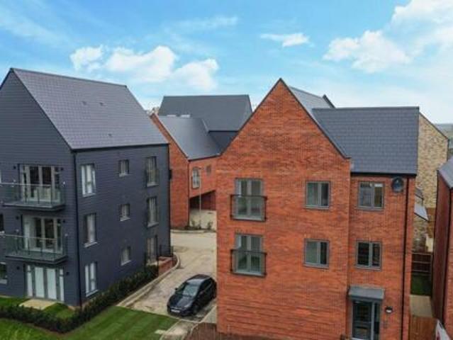 House for rent in Lyons, Greater London