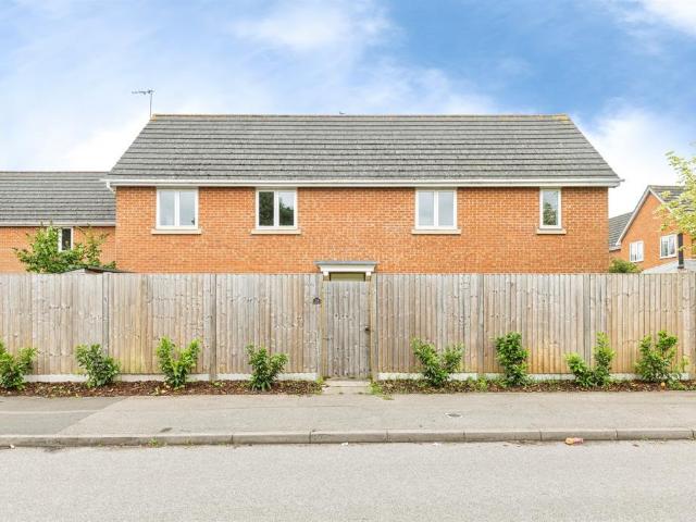 House for sale in Wolverton and Greenleys, Old Wolverton
