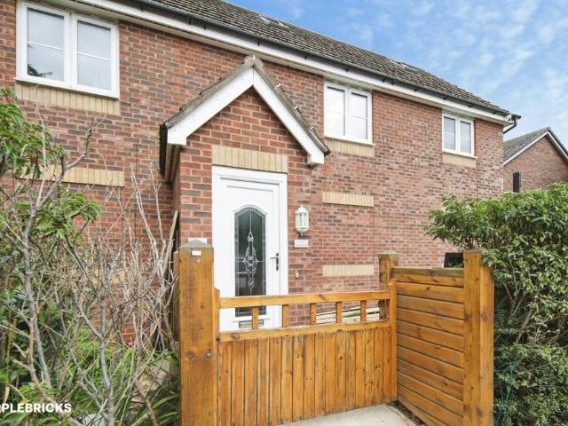 Flat for sale in Keresley Newlands, Nuneaton and Bedworth