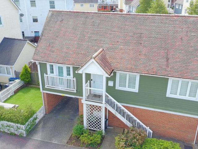 Flat for sale in Snodland, Bourne Vale