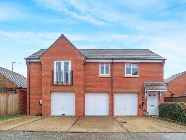 Flat for sale in Stratford-upon-Avon, Alderminster