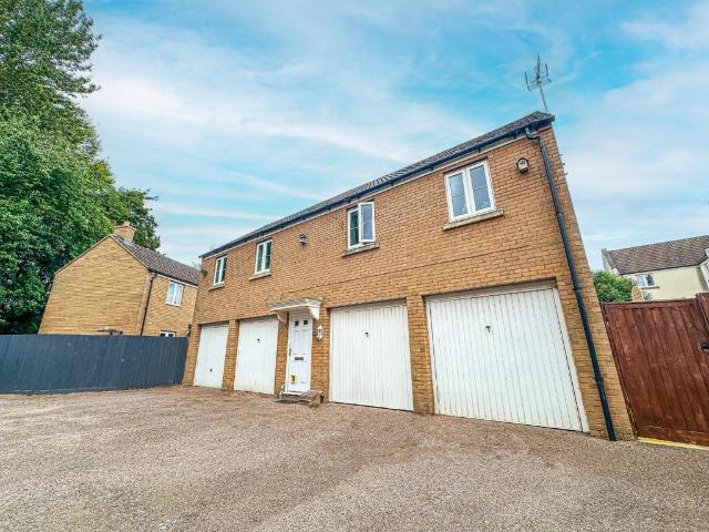 Flat for sale in Norton Fitzwarren, Somerset