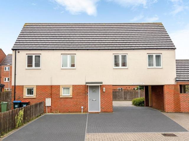Flat for sale in Broughton Gate, Milton Keynes