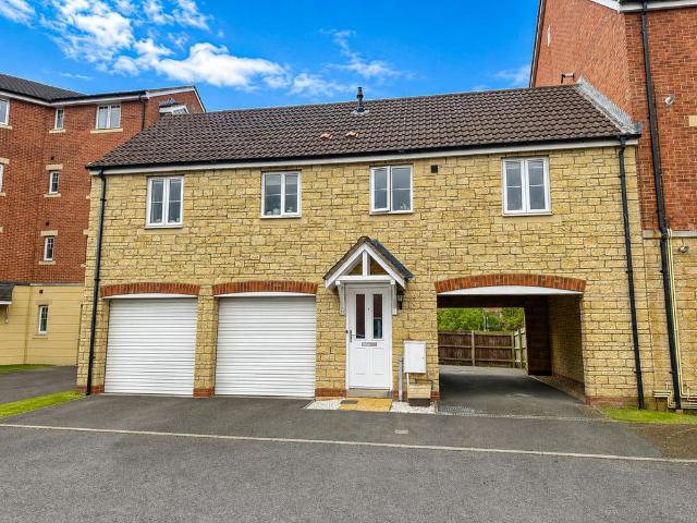 Flat for sale in Bridgwater, Somerset