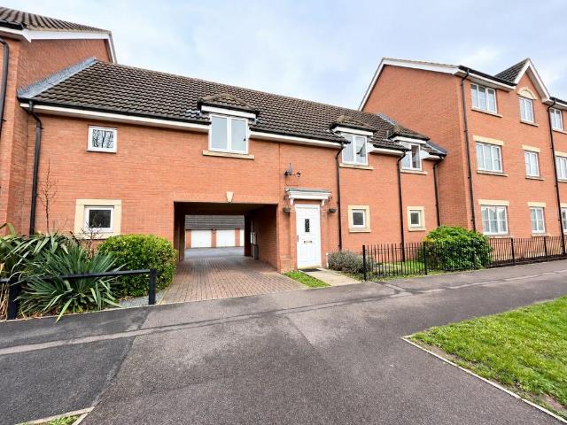 Flat for sale in Hampton Vale, Peterborough