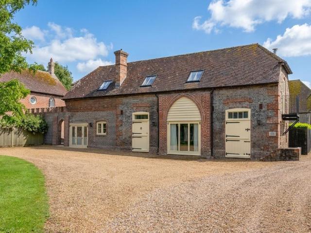 Flat for sale in Cross In Hand, East Sussex