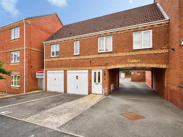Flat for sale in Horseley Heath, Tipton