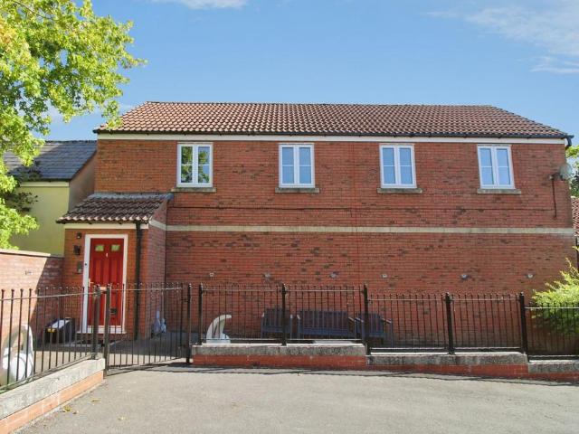 Flat for sale in Redhouse, Abbey Mead