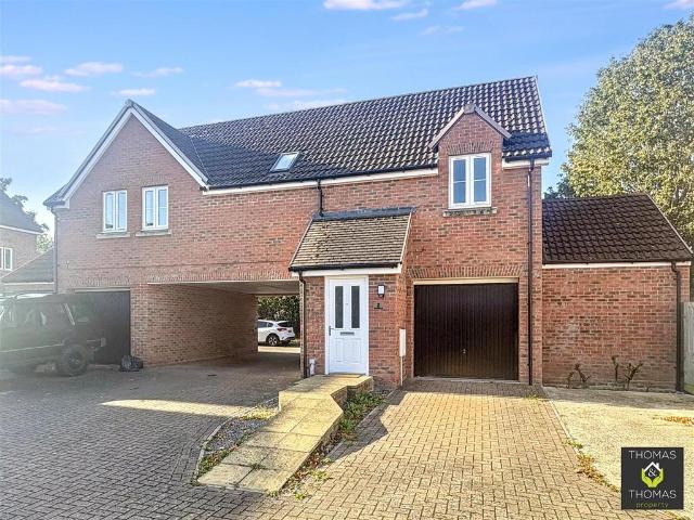 Flat for sale in Gloucester, Gloucestershire
