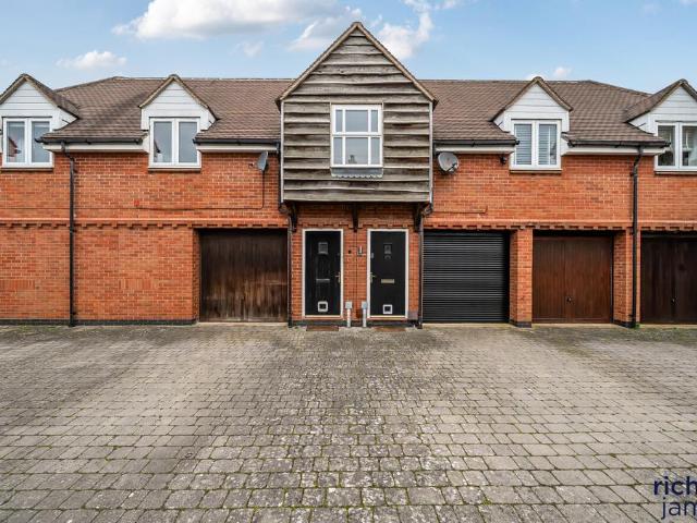 Flat for sale in Redhouse, Abbey Mead