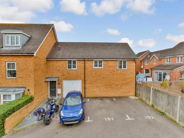 Flat for sale in Chattenden, Hoo St. Werburgh