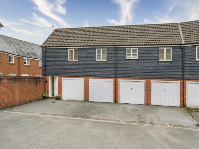 Flat for sale in Haydon End, Abbey Mead