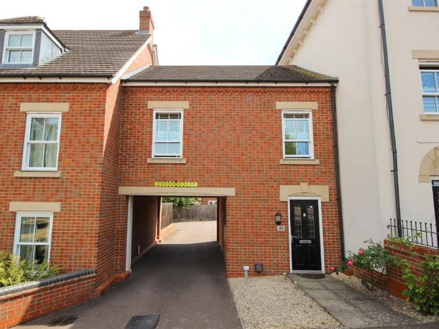 Flat for sale in Bedford