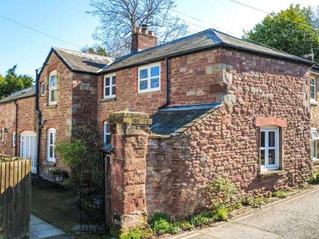 Flat for sale in Ross-on-wye, Isle Of Man